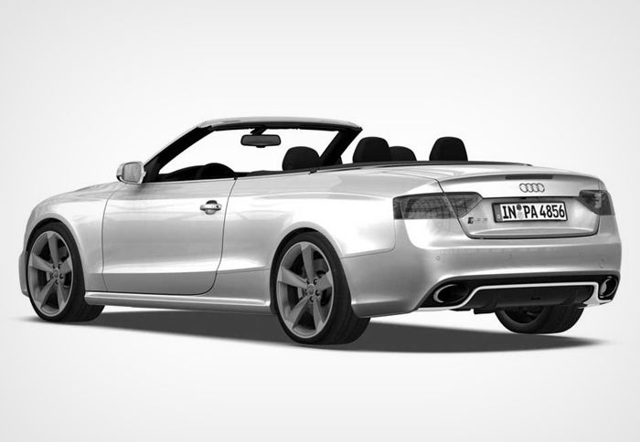 Όπως όλα τα ανοικτά Audi A5, έτσι και το κορυφαίο RS5 θα φέρει υφασμάτινη οροφή.